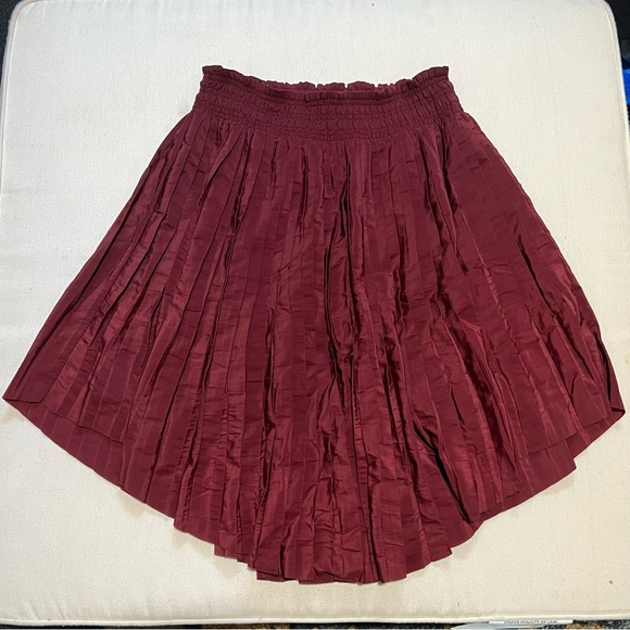 JOIE Maroon Burgundy Pleated Pull On Skirt Size S Fall Winter - Picture 5 of 8